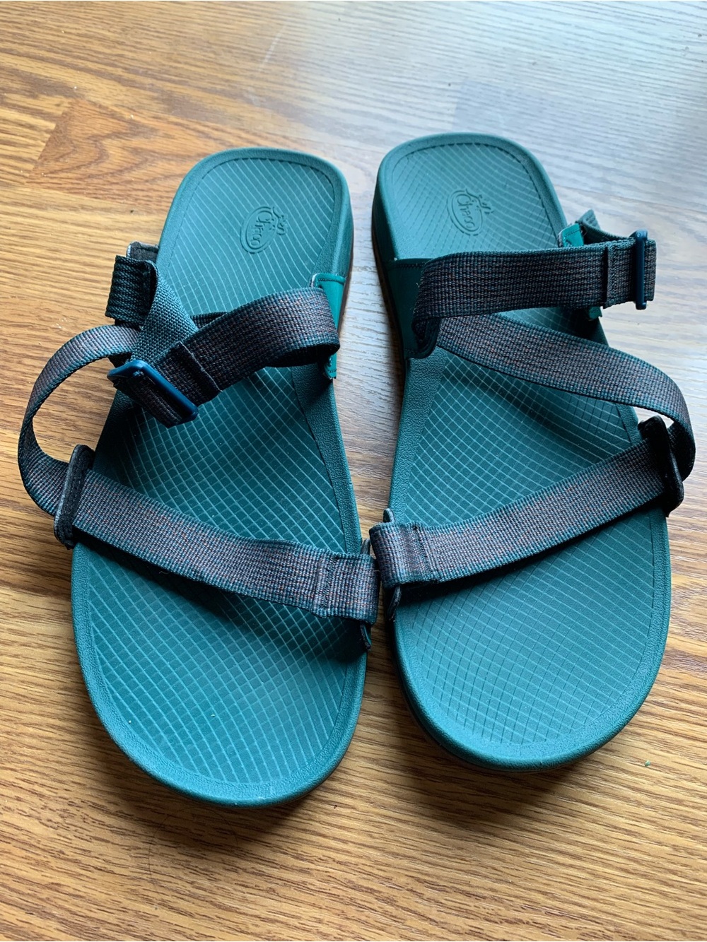 Chaco Men's Teal Footbed Sandals Slippers Like New Size 13 Summer Shoes
